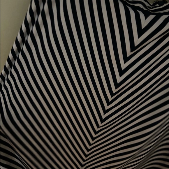 Tahari Arthur Levine Black & White Striped Cotton Pencil Skirt Size M - Picture 3 of 5